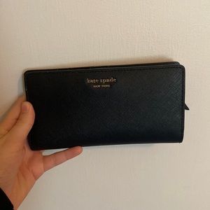 Kate Spade wallet in black